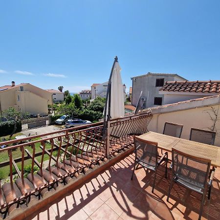 Apartments Dara Rogoznica  Luaran gambar
