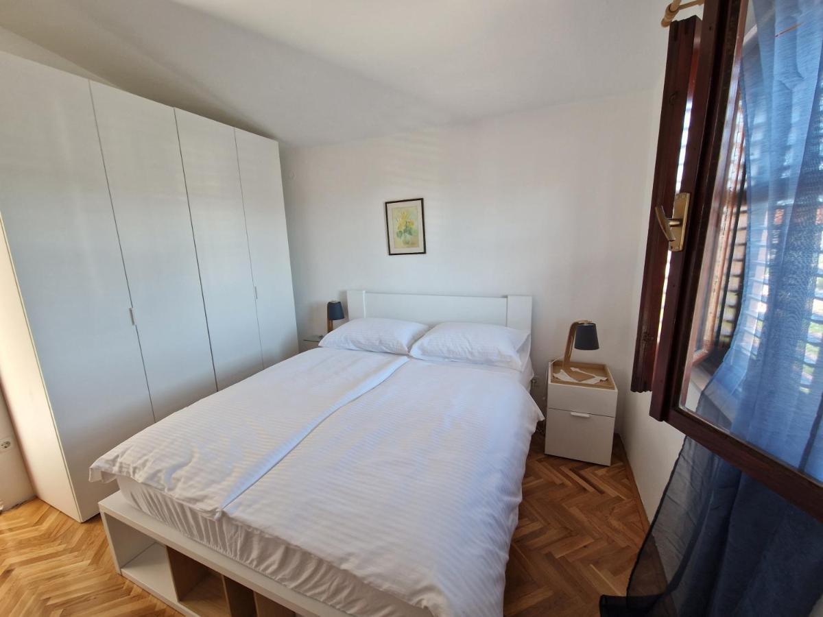 Apartments Dara Rogoznica  Luaran gambar