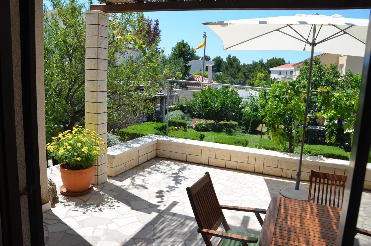 Apartments Dara Rogoznica  Luaran gambar