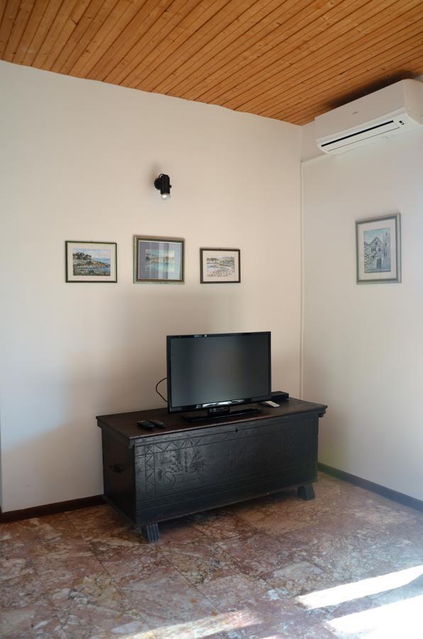 Apartments Dara Rogoznica  Luaran gambar
