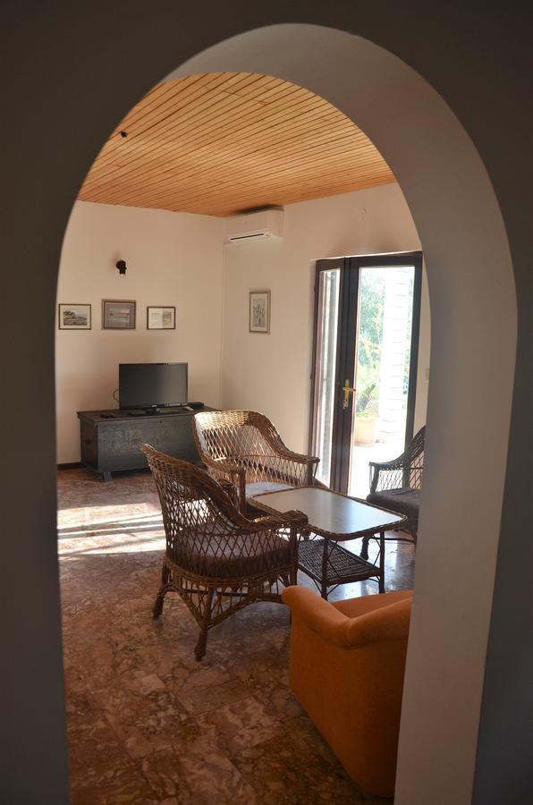 Apartments Dara Rogoznica  Luaran gambar