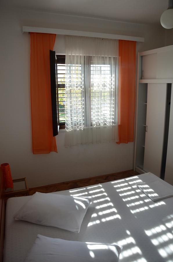 Apartments Dara Rogoznica  Luaran gambar